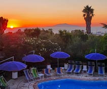 Hotel with pool in Capri 